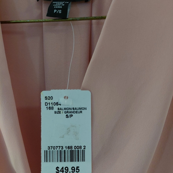 Le Château Women's Light Pink Sleeveless Blouse - Picture 2 of 2